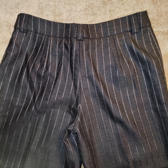 Armani Collezioni Silver Pin Strip Dark Gray Wide Leg Pants, Size 10 - Picture 9 of 13